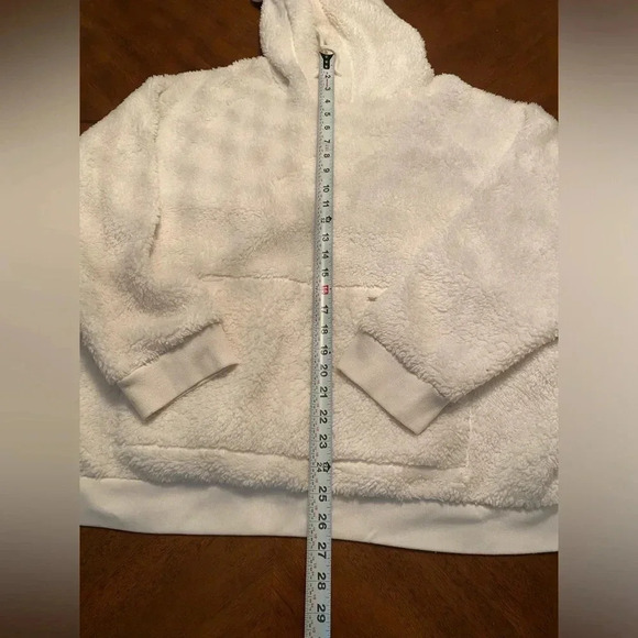 Gully Hicks by Hollister Women’s‎ White Fleece Hoodie w/Kangaroo Pockets EUC M/L - Picture 10 of 12